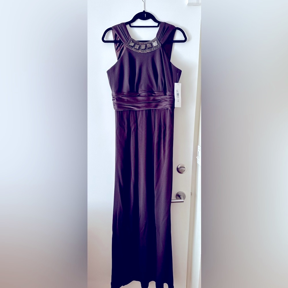 NWT Full length Badgley Mischka jeweled collar evening gown size 4 retail$995